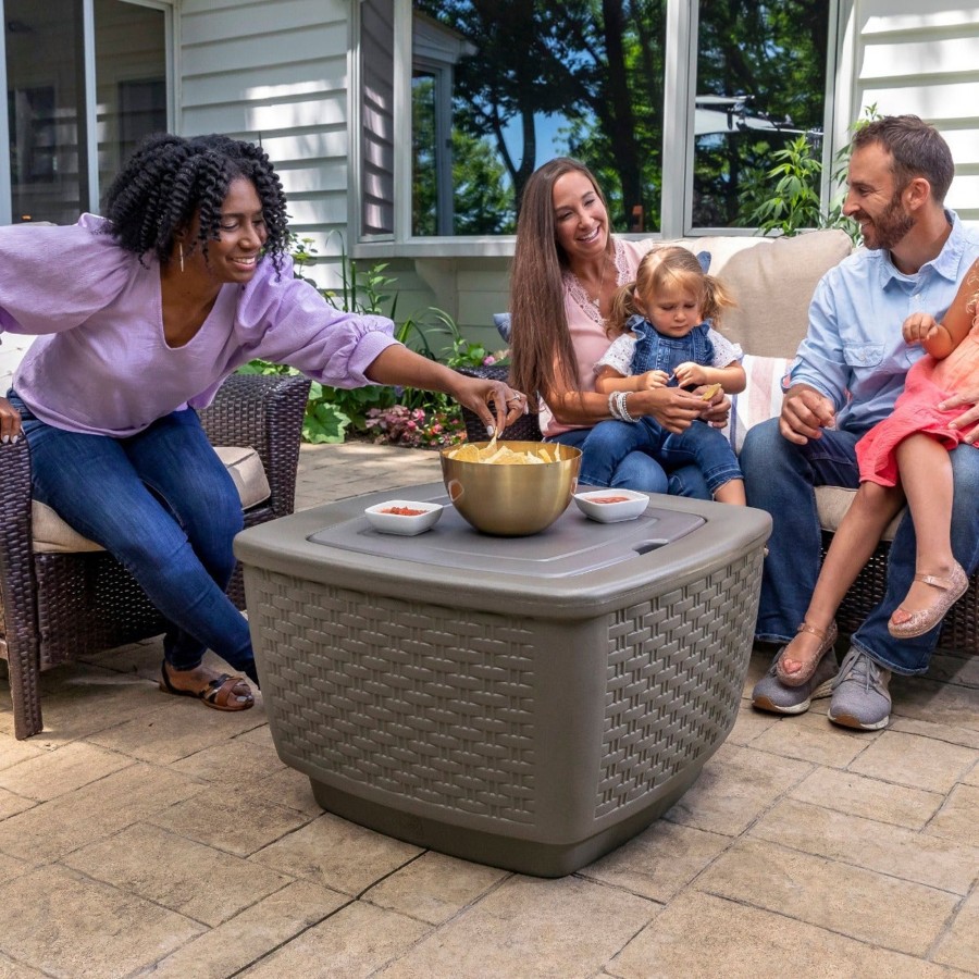 Home & Patio Step2 Outdoor Furniture | Just Chillin' Patio Table & Ice Bin