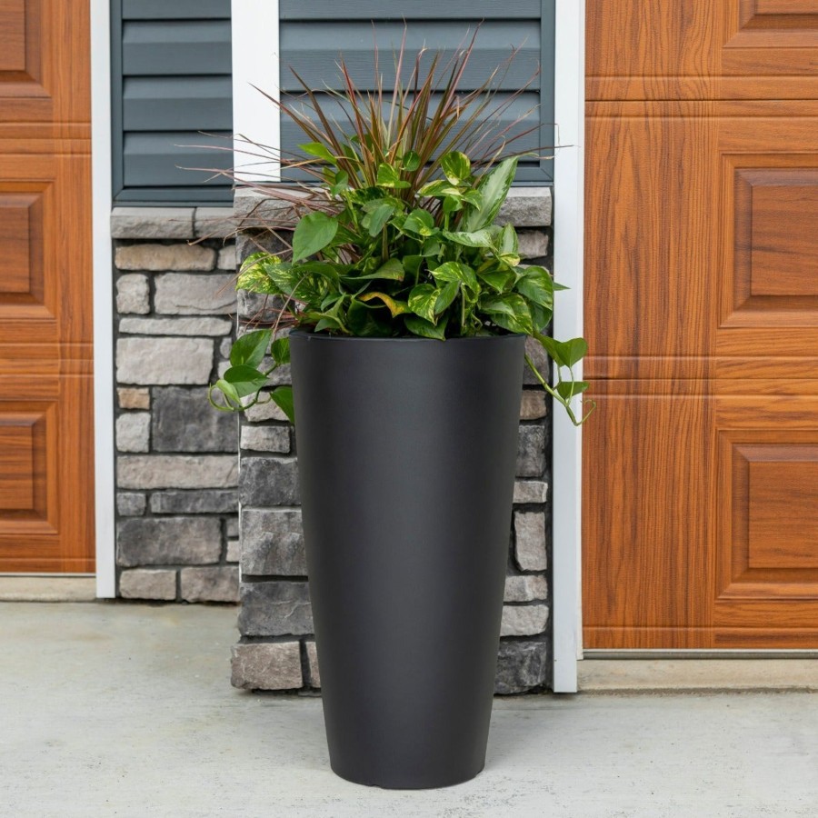 Home & Patio Step2 Planters | Tremont Tall Round Tapered Planter - Onyx Black